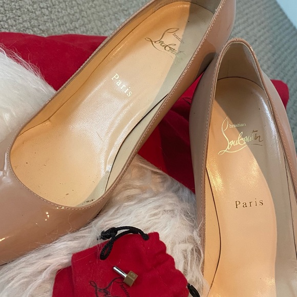 Heels - Picture 5 of 7